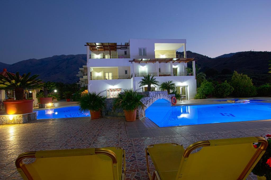 Pinelopi Apartments Джорджополис Екстериор снимка