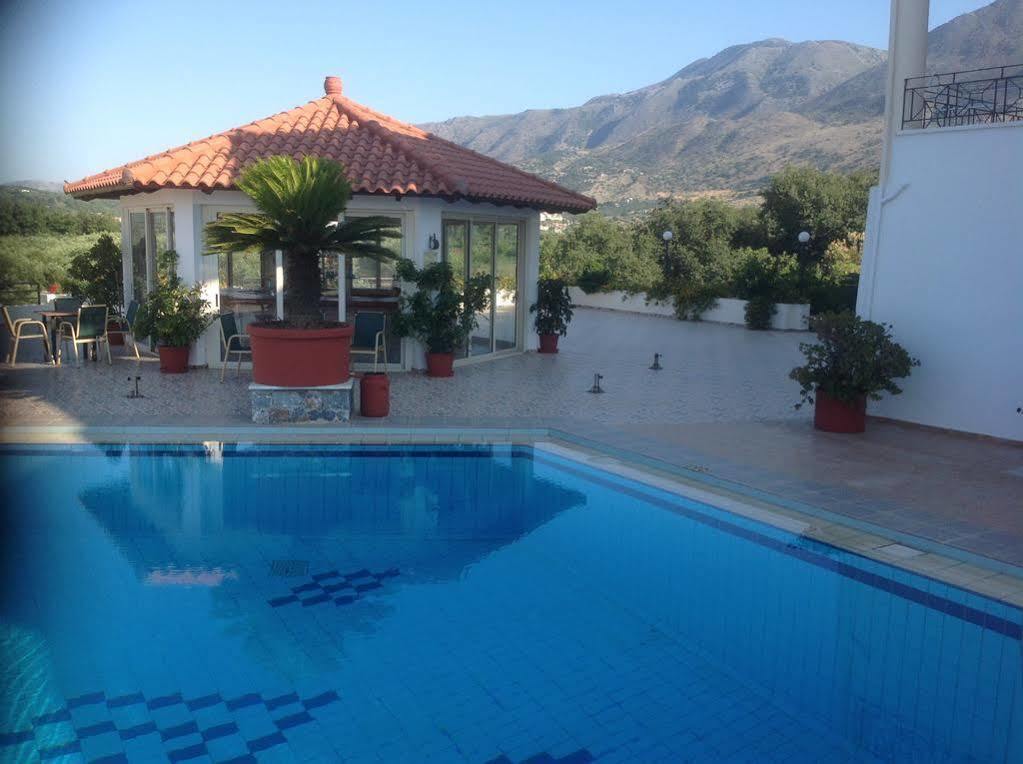 Pinelopi Apartments Джорджополис Екстериор снимка