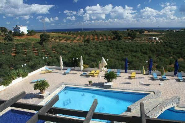 Pinelopi Apartments Джорджополис Екстериор снимка