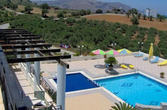 Pinelopi Apartments Джорджополис Екстериор снимка